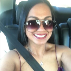 Meet your Posher, Eileen